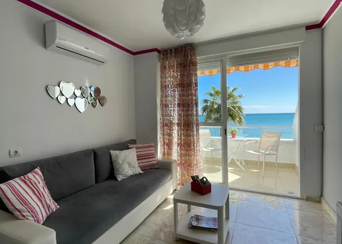Roca Chica. - First Line Lejlighed Torremolinos